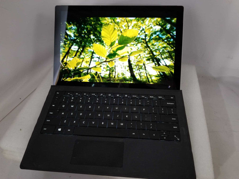 Microsoft Surface Pro 5 - i5-7300U 2.6GHz, 4GB RAM, 128GB SSD - READ