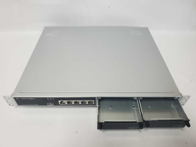 Fortinet Fortimanager-400B Firewall 2x 3.5\\" Caddies, No HDD |