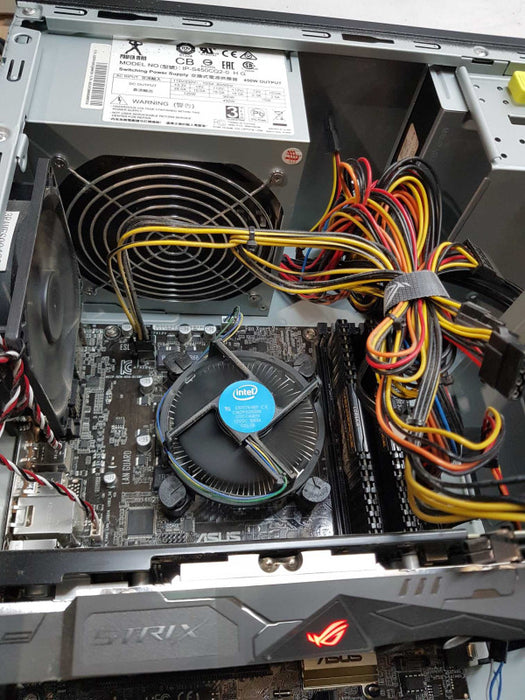 Custom PC - i7-6700 @ 3.40 GHZ 16GB DDR4, STRIX RX 470 4GB 450w PSU