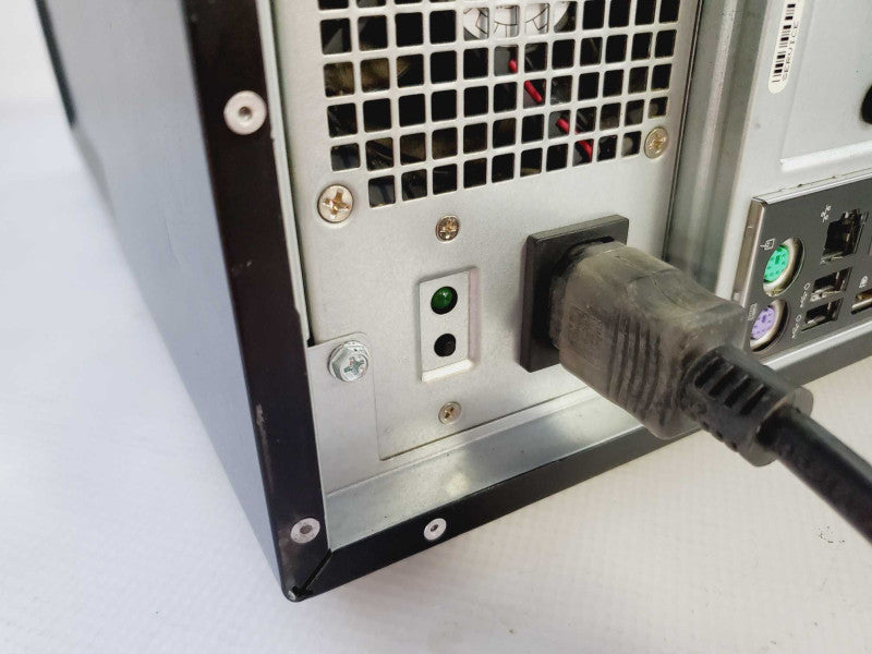 Dell Precision Tower 3620 Xeon E3-1245(v5) @ 3.5GHz 8GB DDR4 No HDD [Read] (