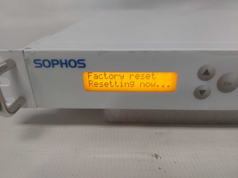Sophos UTM 220 rev.5 Gigabit Firewall Security Appliance
