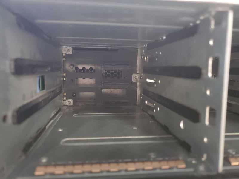 Dell PowerVault MD1200 Chassis Only With 2x 600W PSU  )
