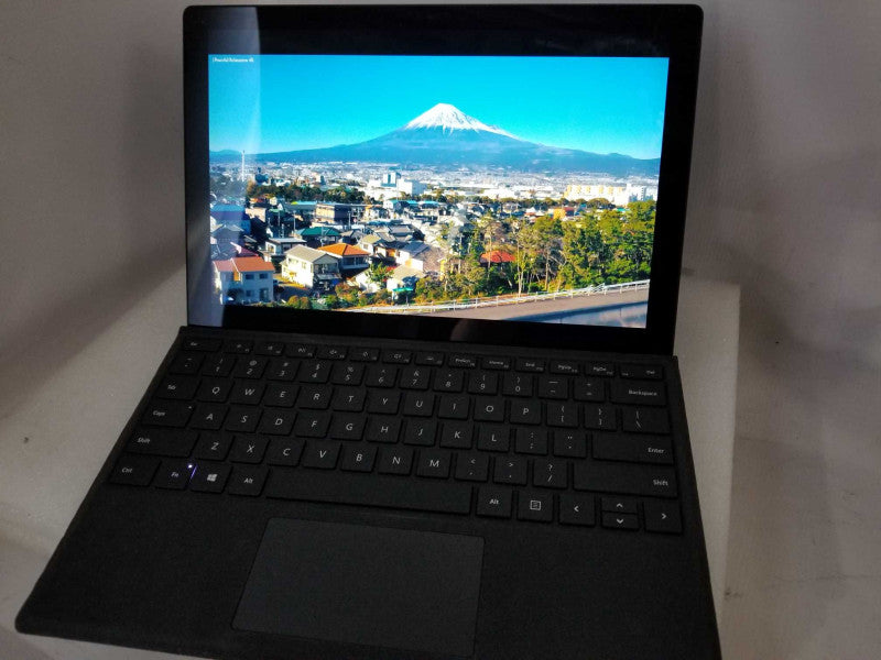 Microsoft Surface Pro 7 - i5-1035G4, 8GB RAM, 256GB SSD