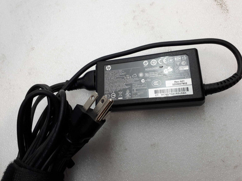 *GENUINE HP 19.5V 2.31A 45W AC Power Adapter Fat Tip for laptop Q&