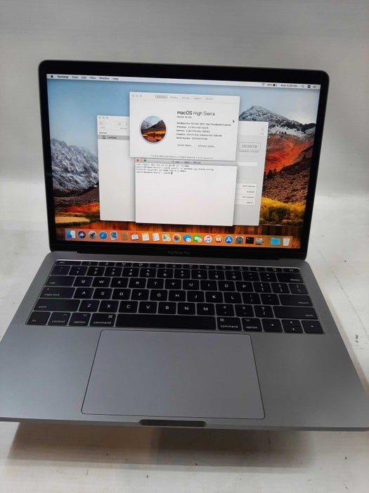 MacBook Pro 2017 13\\" i5-7360U, 8GB DDR3, 256GB SSD Î²