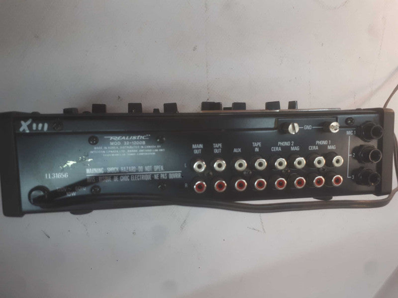 Realistic Stereo Mixing Console