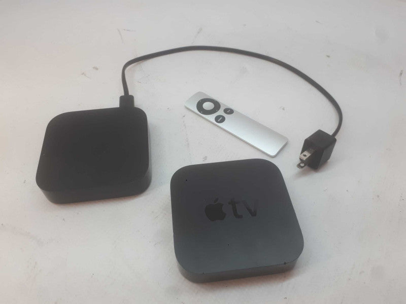 2 Apple Tv Boxes With Remote A1469 , A1427