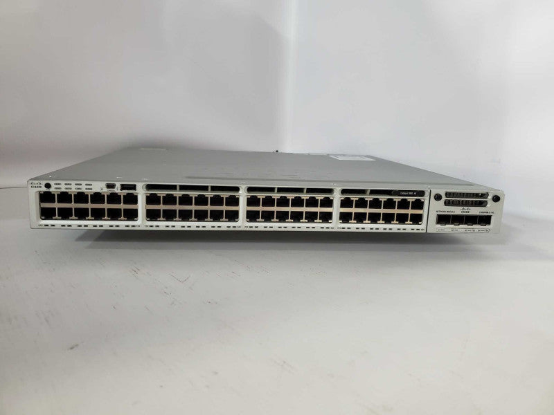 Cisco Catalyst WS-C3850-48T-S 48-Port Gigabit Managed Network Switch )