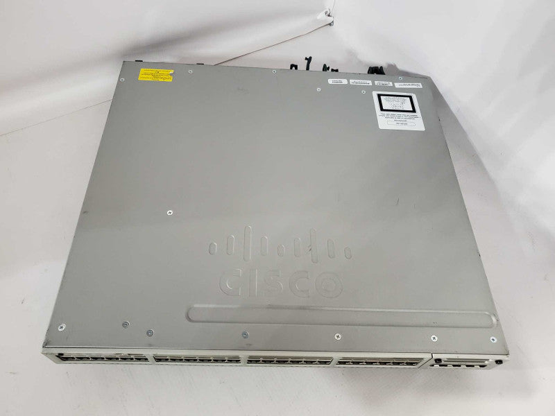 Cisco Catalyst WS-C3850-48T-S 48-Port Gigabit Managed Network Switch )