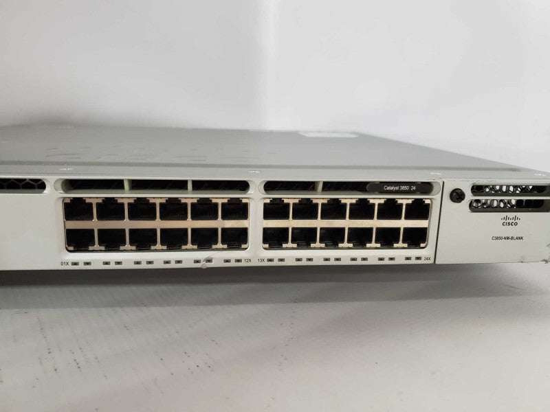Cisco Catalyst WS-C3850-24T-L 24-Port Gigabit Switch )