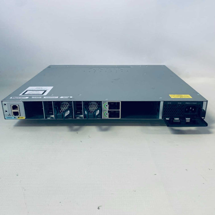 Cisco Catalyst 3850 WS-C3850-48P-S 48 Port PoE Switch 1x 715W PSU =