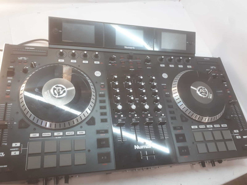Numark NS7 II  SERATO