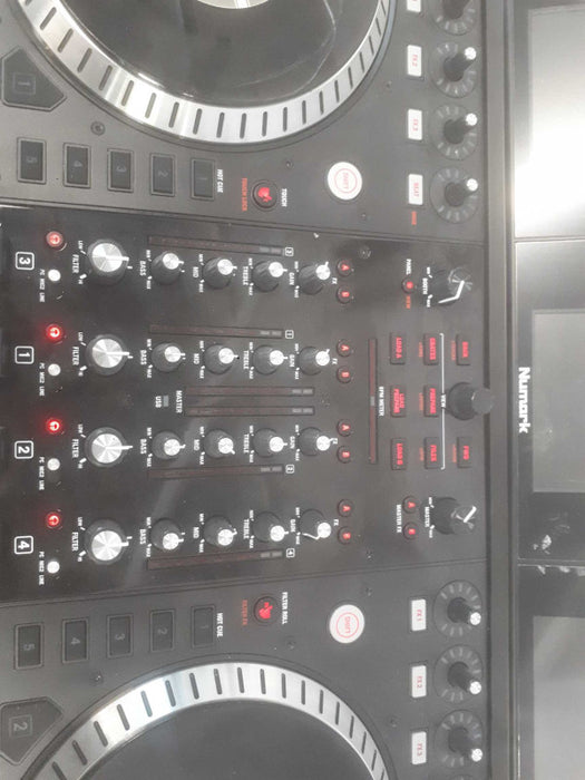 Numark NS7 II  SERATO