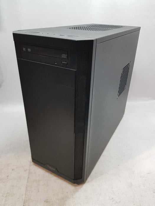 Custom PC - Intel i5-4690k @ 3.50 GHZ 32GB DDR3, 750W PSU