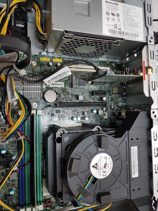 Lenovo ThinkCenter M725s - Amd Ryzen 5 Pro 3400G with Vega Radeon Graphics
