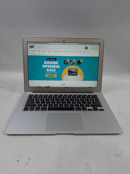 MacBook Air 2015 13\\" i5-5250U @ 1.60GHz 8GB DDR3, 128GB SSD