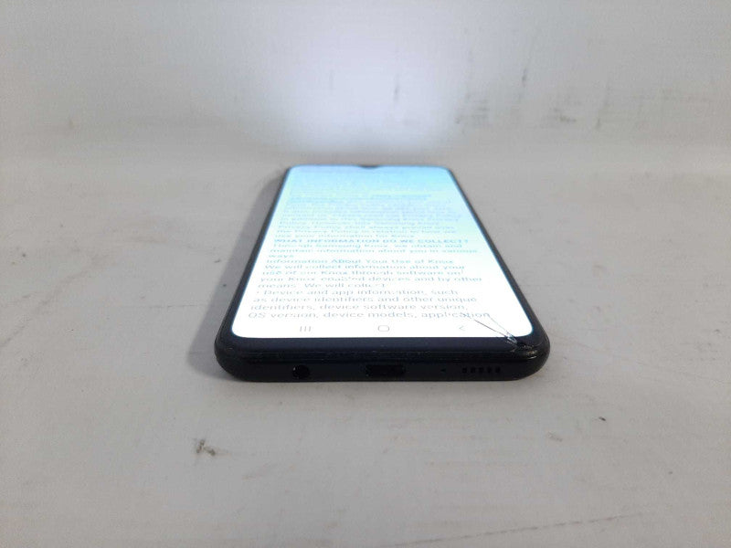 Samsung Galaxy A20 32GB - Black READ $