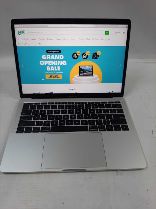 MacBook Pro 2017 13\\" i5-7360U, 8GB DDR3, 256GB SSD Î²