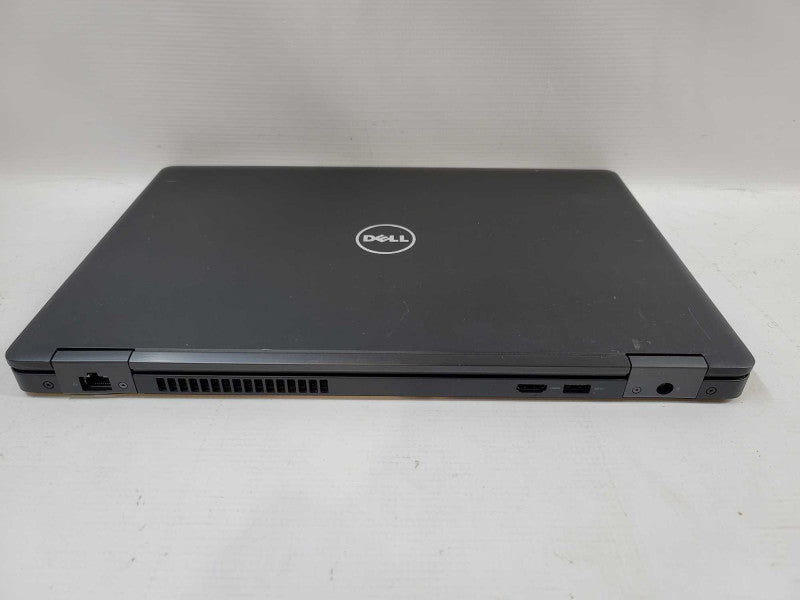 Dell Precision 3520 Xeon E3-1505M v6, 16GB DDR4, 2GB Nvidia Quadro M620, 1TB  Î²