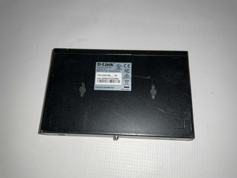 8 port Gigabit network switch D-Link DGS-108  -