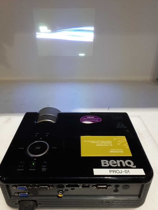 V100 BENQ MX-511 PROJECTOR  &