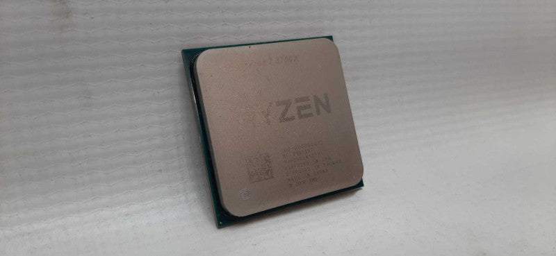AMD Ryzen 7 3700X AM4 CPU AS-IS UNTESTED @