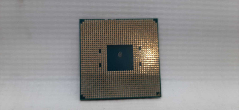 AMD Ryzen 7 3700X AM4 CPU AS-IS UNTESTED @
