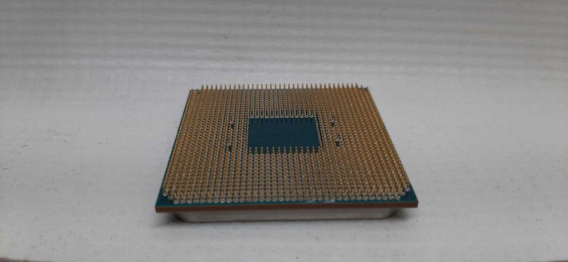 AMD Ryzen 7 3700X AM4 CPU AS-IS UNTESTED @