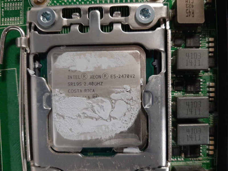 Dell PowerEdge R420 Xeon E5-2470 v2 @ 2.40GHz READ $