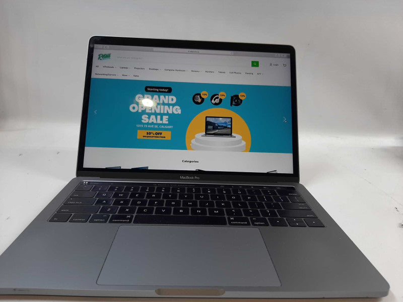 MacBook Pro 2016 13\\" Core i5-6267U @ 2.9GHz 8GB DDR3 256GB SSD