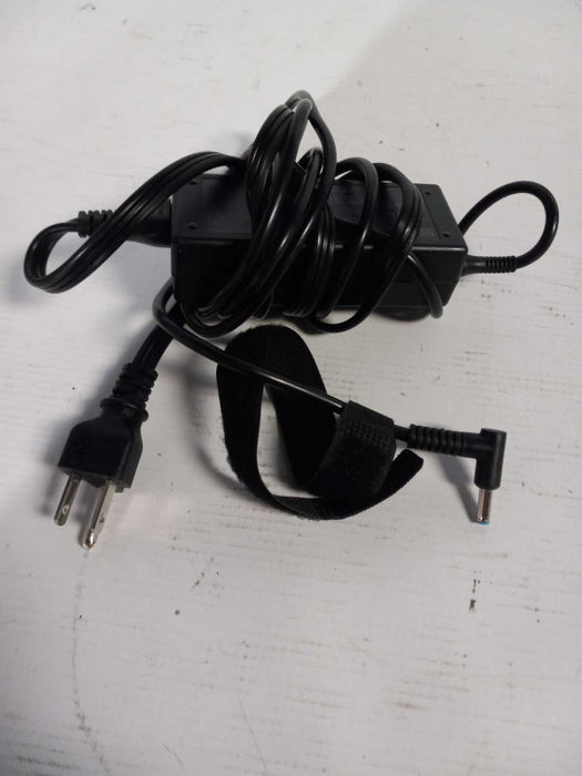 HP AC Power Adapter Cable 854054-001 45W Right angle round blue Q