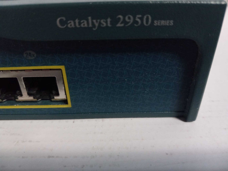 Cisco Catalyst 2950 WS-C2950C-24 24-Port Fast Managed Ethernet Switch