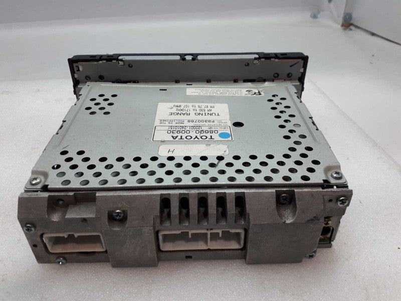 OEM Toyota Stereo CD Deck 31804 AM/FM Radio 08600-00930 Early 2000\\'s &