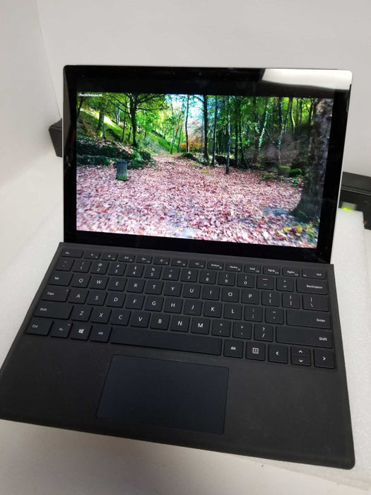 Microsoft Surface Pro 7 - i5-1035G4 1.1GHz, 8GB RAM, 256GB SSD