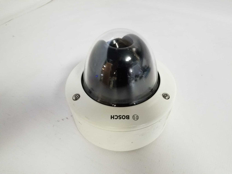 Bosch NWD-455V03-20P FlexiDome IP 2.6-6 1/3 NTSC Security camera. Read _