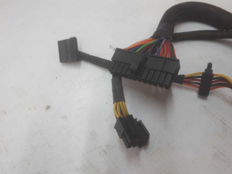 Seasonic X-Series Power Supply Model# SS-560KM Active PFC F3