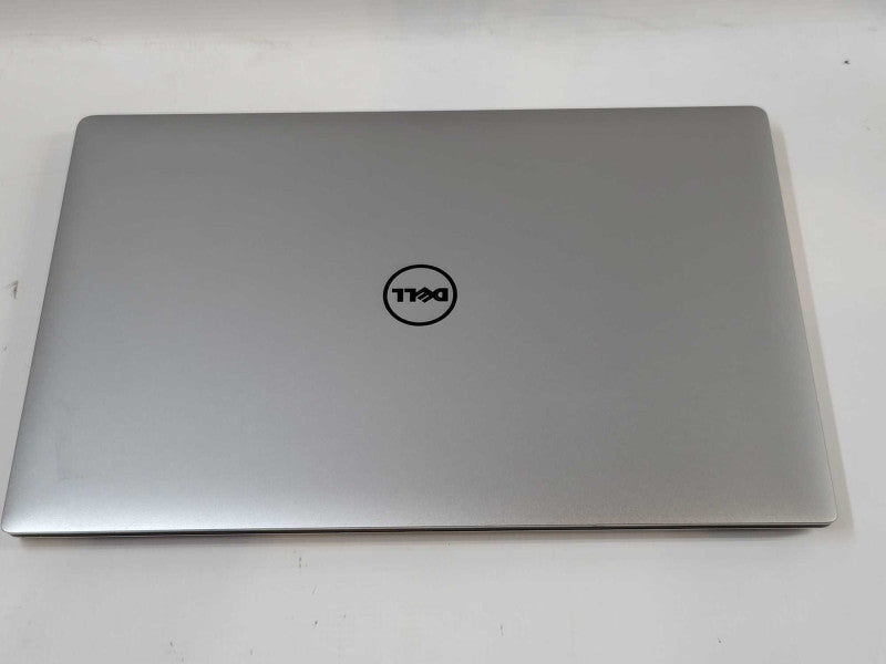 Dell Precision 5520 Xeon E3-1505m V6 @ 3.00GHz, 32GB DDR4, 1TB NVMe Î²