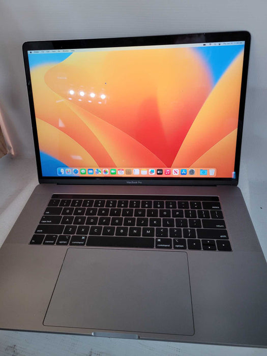 2018 MacBook Pro 15\\" - Intel i9 6-core, 32GB RAM, Radeon Pro 560X, 512GB SSD
