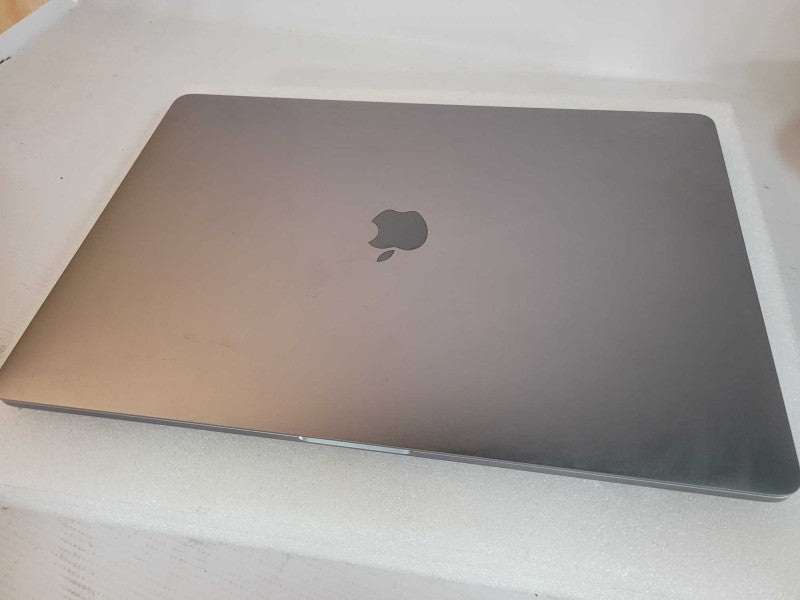 2018 MacBook Pro 15\\" - Intel i9 6-core, 32GB RAM, Radeon Pro 560X, 512GB SSD