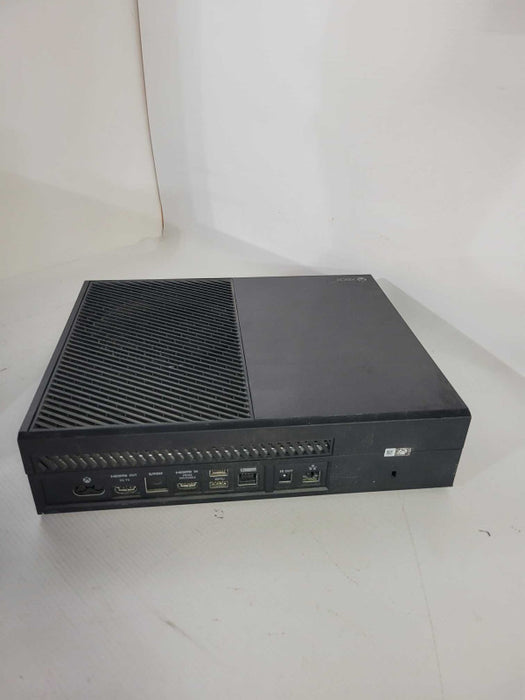 Microsoft Xbox One Console Video Game System 1540 For Parts (AS-IS) Q