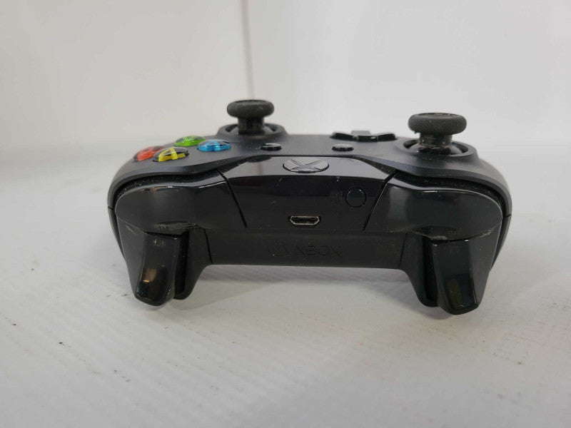 Microsoft Official Wireless Black Controller Xbox One For Parts (AS-IS) Q