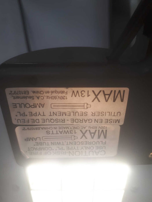 Portable Lamp Model# E81079