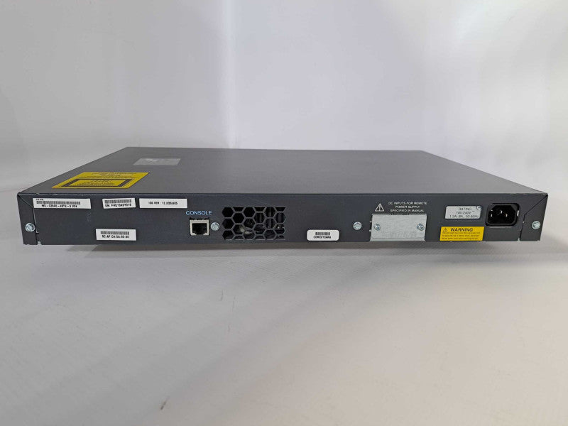 Cisco WS-C3560-48TS-S V04 48-Port 10/100 Ethernet Switch )