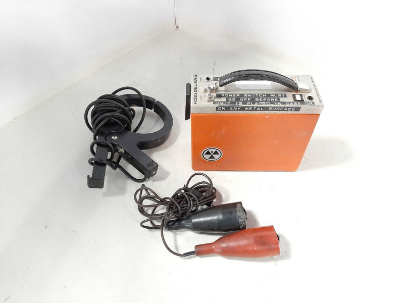 Metrotech 810 RF Line Tracer Utility Wire Cable Pipe Locator READ $