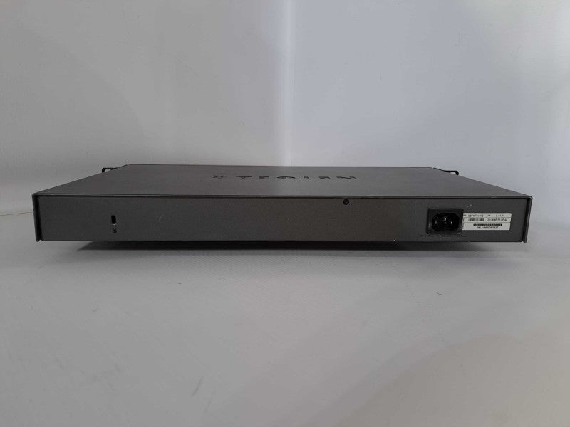 Netgear ProSafe GS748T v4h2 48 Port Smart Switch With RackMount Ears )