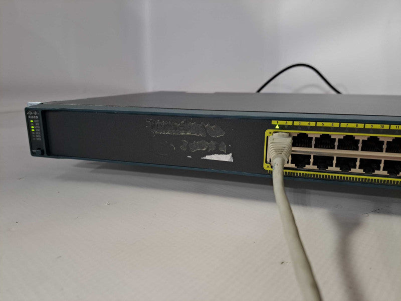 Cisco WS-C2960S-24TS-L V02 24 Port Managed 10/100/1000 Gigabit Switch )