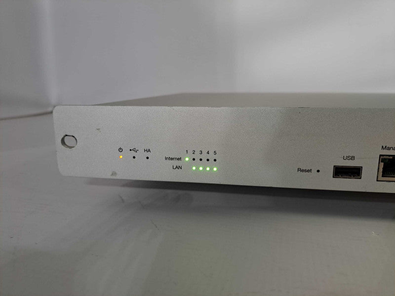 Meraki Cisco MX80-HW Security Appliance Firewall - UNCLAIMED )