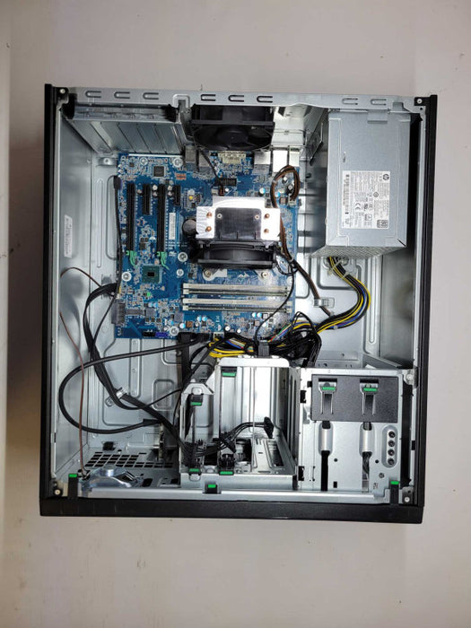 HP Z240 - INTEL XEON E3-1245 v5 @ 3.5GHz - 16GB RAM - NO HDD