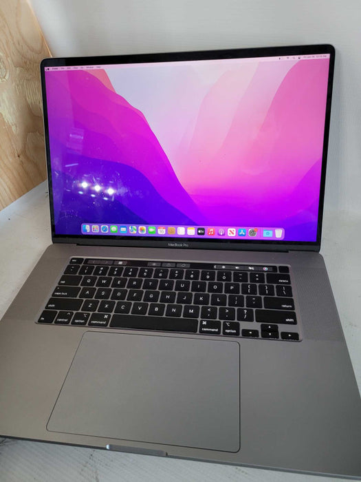 2019 MacBook Pro - i9 8-Core, 64GB RAM, 1TB SSD, Radeon Pro 5300M