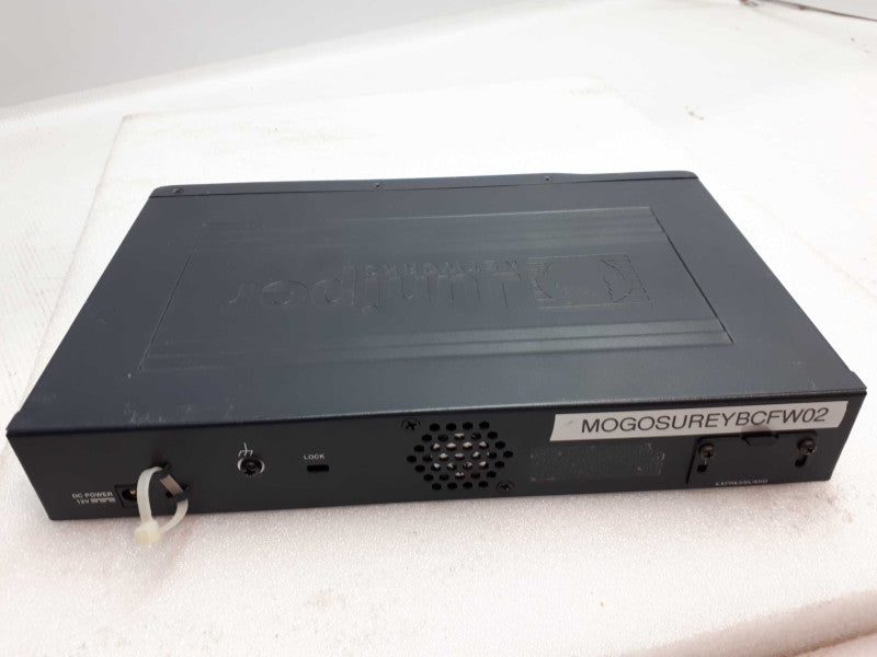 Juniper Networks SRX210 Services Gateway &